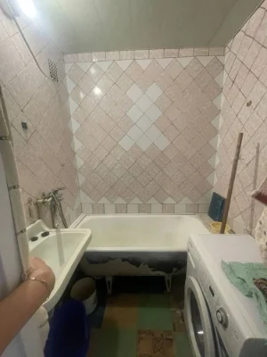 Продажа 3 комнатной квартиры с раздельными комнатами, в кирп