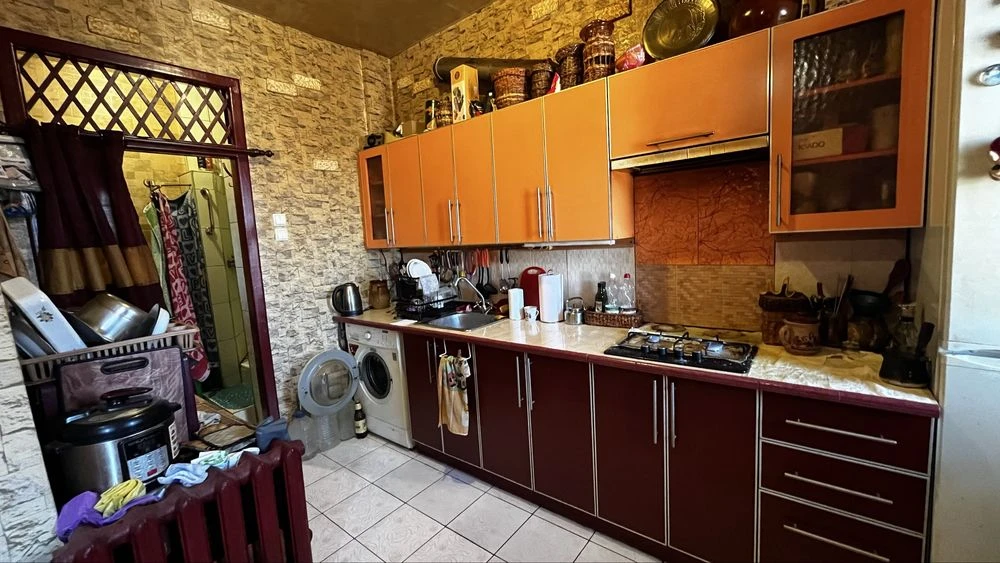 Продажа 3-комнатной квартиры в Соцгороде, сталинка, АО