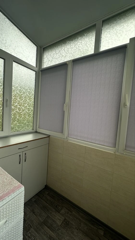 Sale of 2-room apartment in a Stalinist building, near the center, Kam'yanskoe.