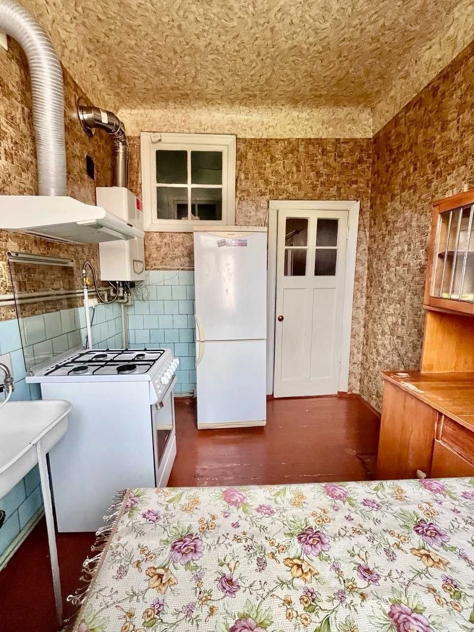 3-кімнатна квартира в будинку АО, газ, вулиця Сірка (Ватутина)