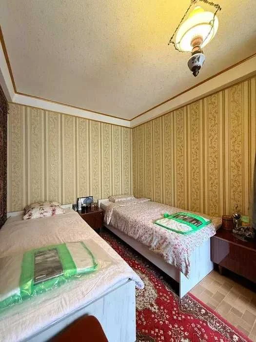 Продаж 3-кімнатній квартири в АО, 3/5, меблі та техніка, СОЦМІСТО- Юліана