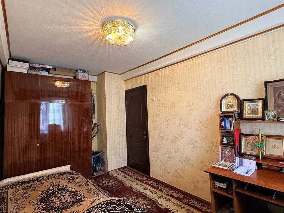Продаж 3-кімнатній квартири в АО, 3/5, меблі та техніка, СОЦМІСТО- Юліана