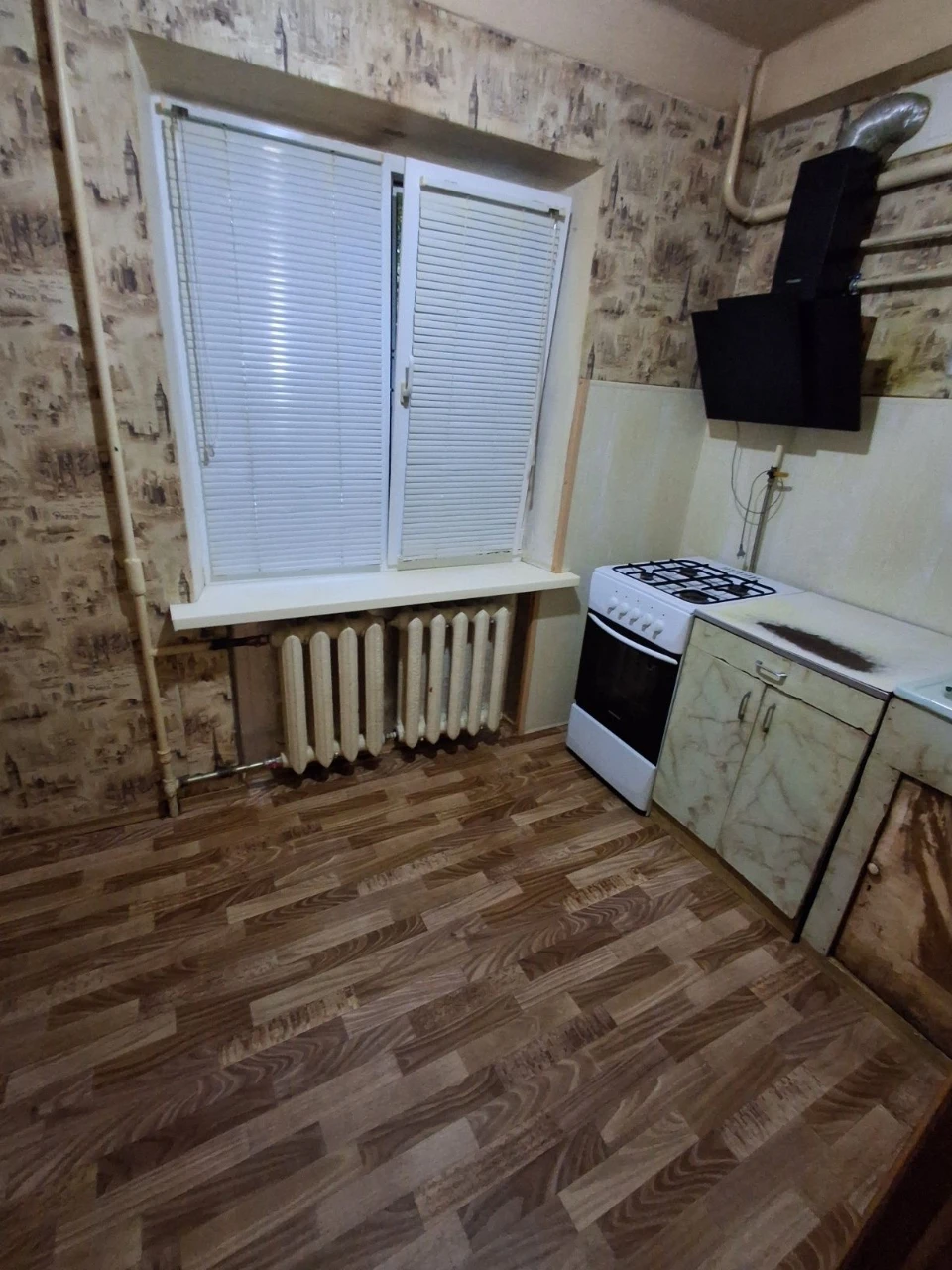 Продам хорошую 2к квартиру на Черемушках  Димитрова