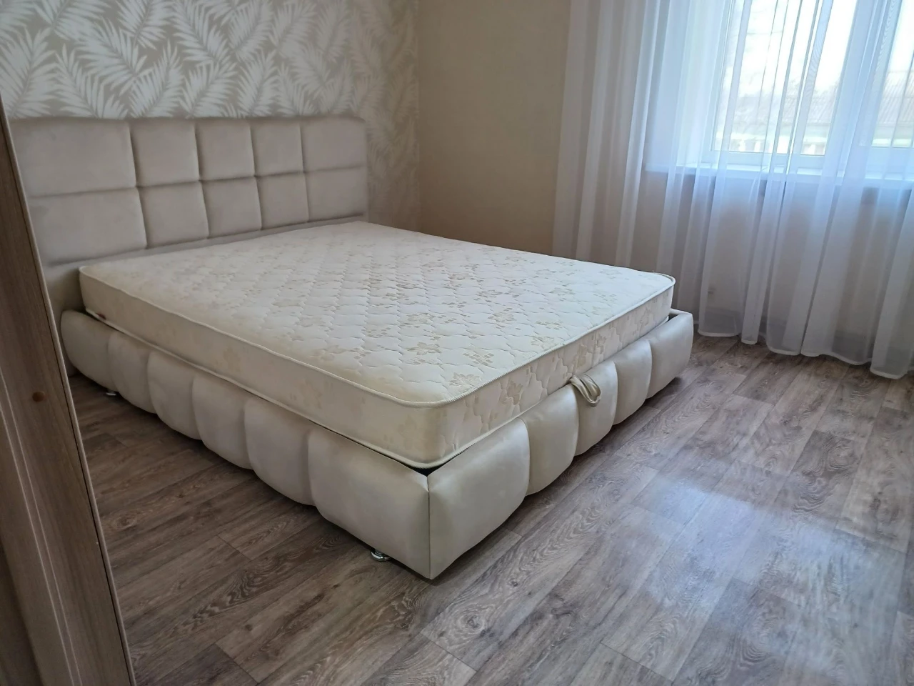 Продаж 2-кімнатна квартира (Центр, Сталінська)