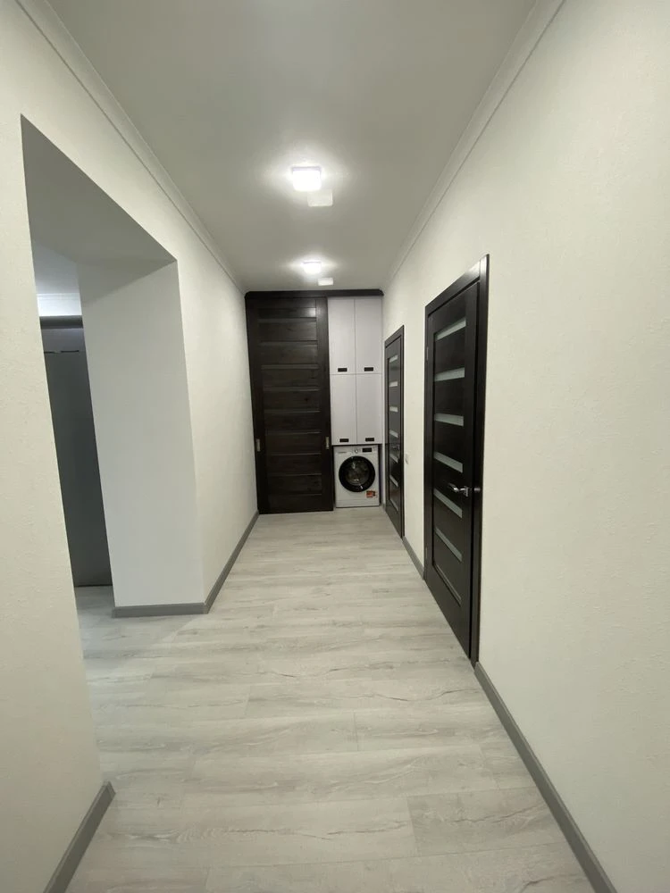 Продам 3-кімнатну квартиру - старі будинок в Кам’янському /ремонт / Газове