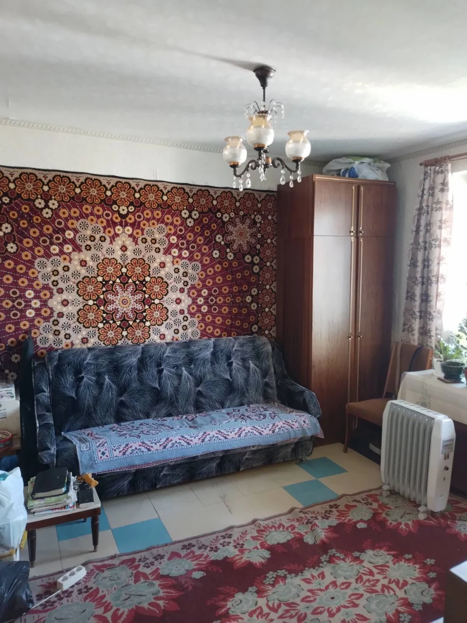 Однокімнатна квартира в цегляному будинку