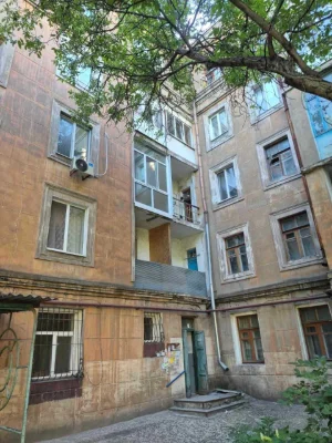For sale 2-room apartment with GAS/OHEAT in the center
