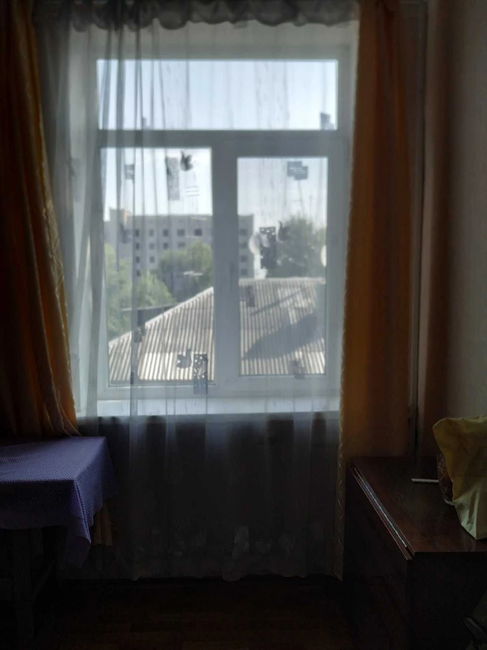 FOR SALE: Fully furnished 2-room apartment in a courtyard, B. Khmelnytsky Street (A)
