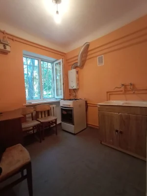 Продам світлу і теплу 2-кімн.квартиру