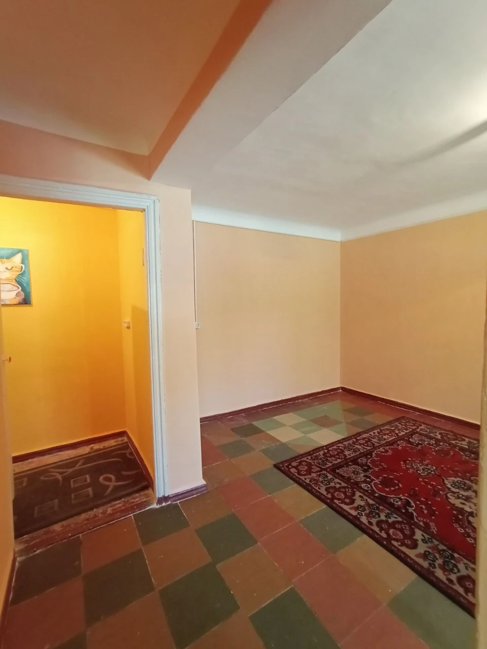 Продам світлу і теплу 2-кімн.квартиру