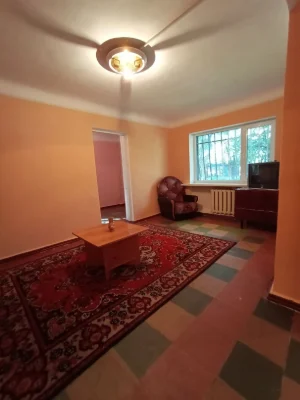 Продам світлу і теплу 2-кімн.квартиру