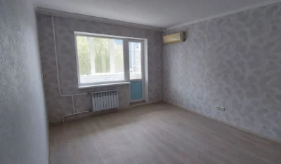 Продається 2-кімнатна квартира з ремонтом на Левому березі, 11-й мікрорайон.