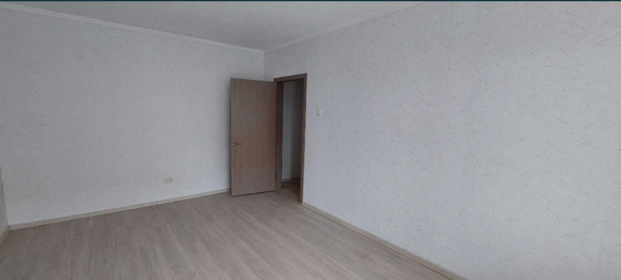 FOR SALE 2-ROOM APARTMENT WITH RENOVATION, 11th microdistrict, left bank