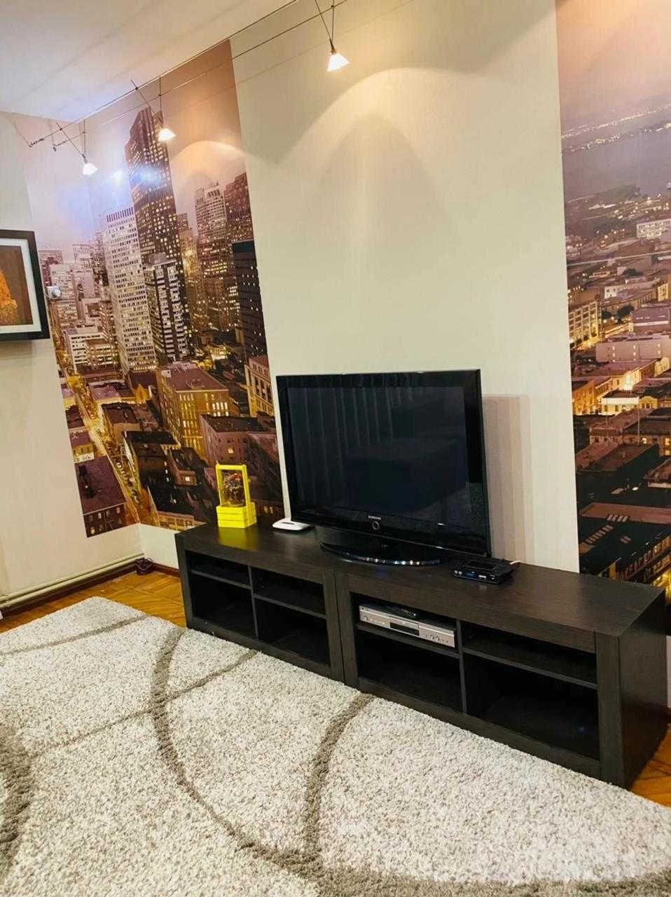 4-room apartment on G. Romanova Center