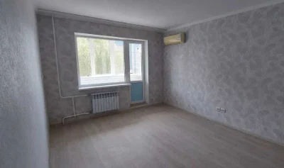 Продам 2-кімнатну квартиру. 11 мікрорайон. Лівий берег.