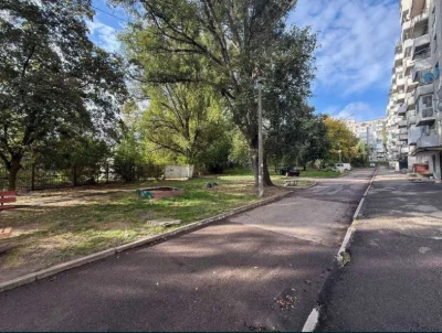 For sale 1-bedroom apartment on Dunayskaya Street 43 (city Kamenkoe)