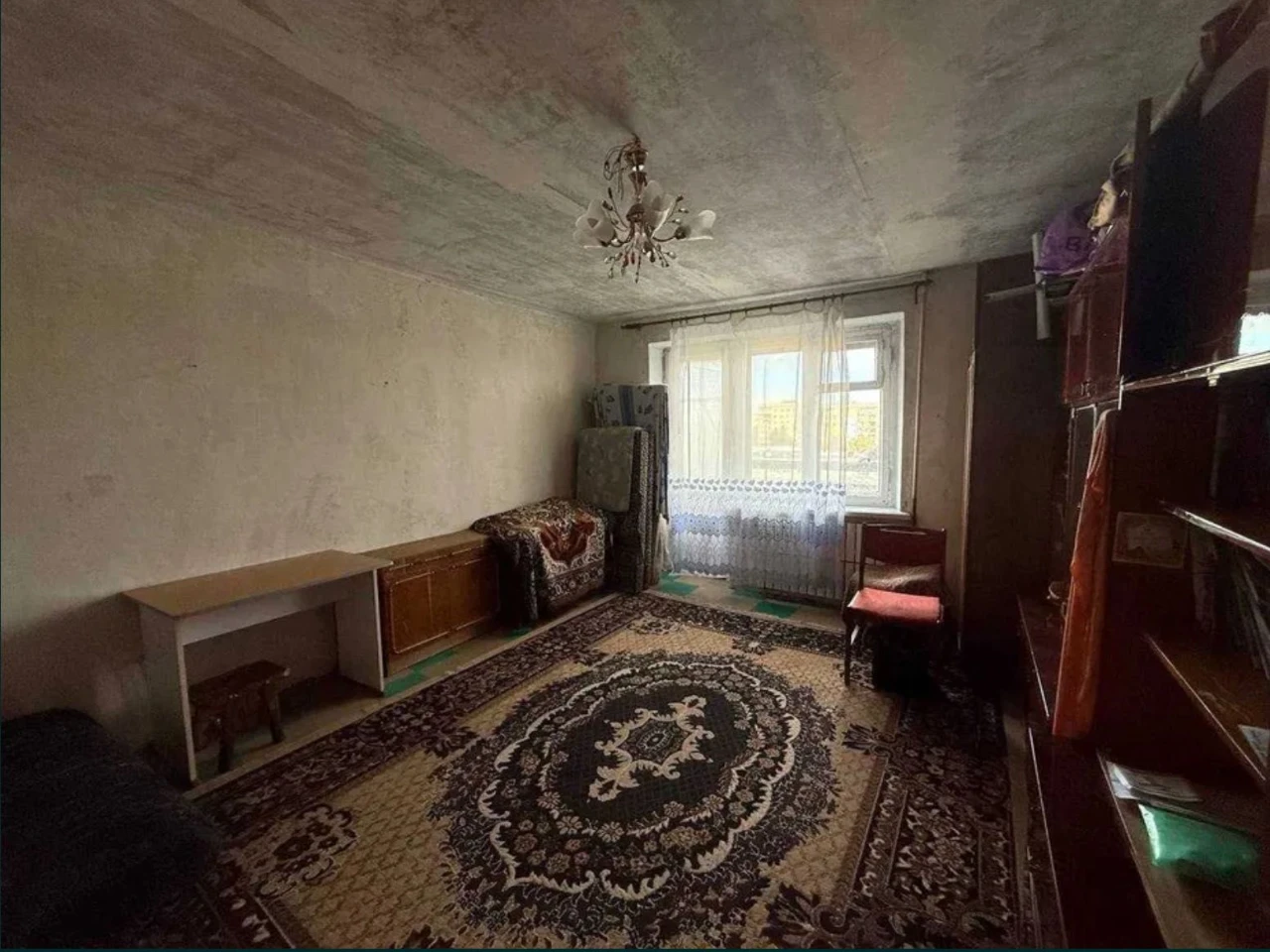 For sale 1-bedroom apartment on Dunayskaya Street 43 (city Kamenkoe)