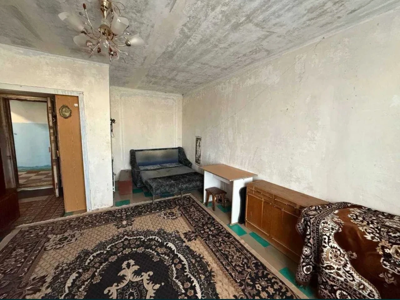 For sale 1-bedroom apartment on Dunayskaya Street 43 (city Kamenkoe)