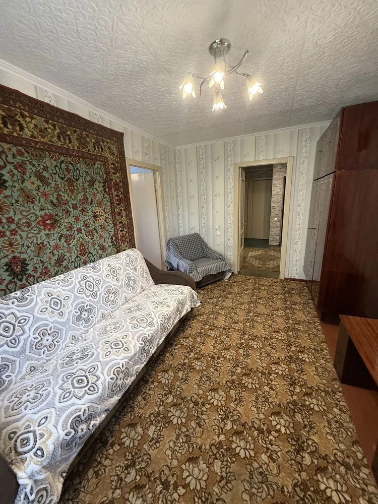 For Sale: 3-room apartment on the 5th floor!