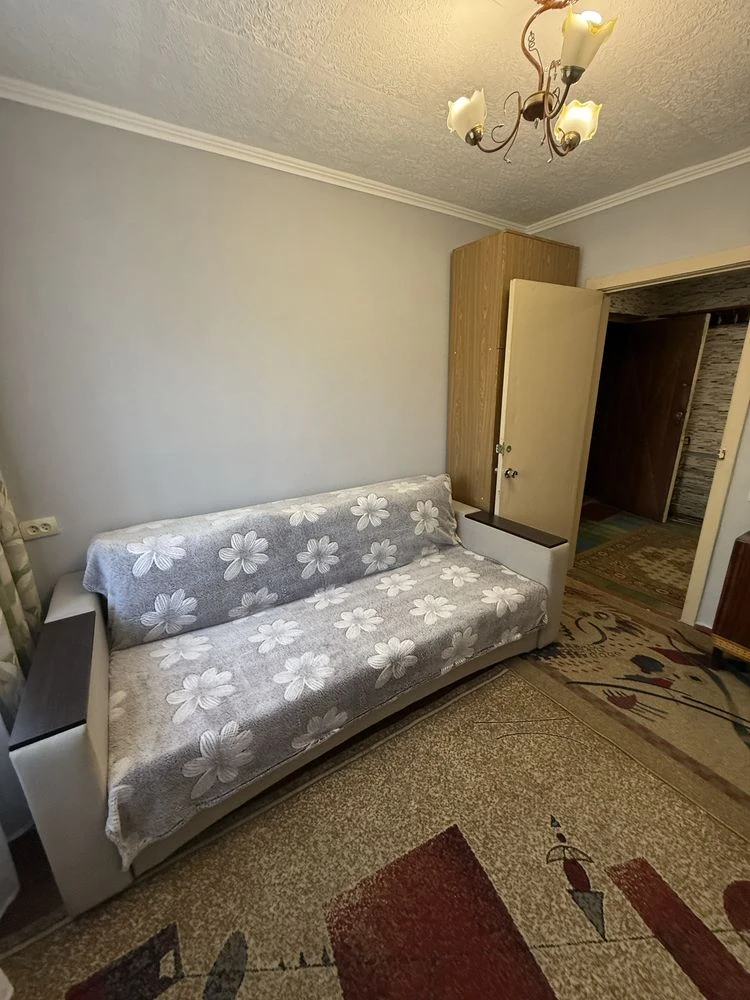 For Sale: 3-room apartment on the 5th floor!