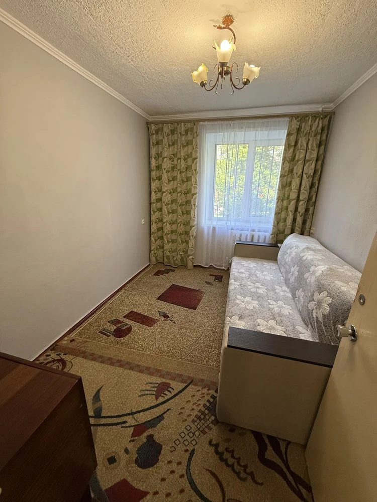For Sale: 3-room apartment on the 5th floor!