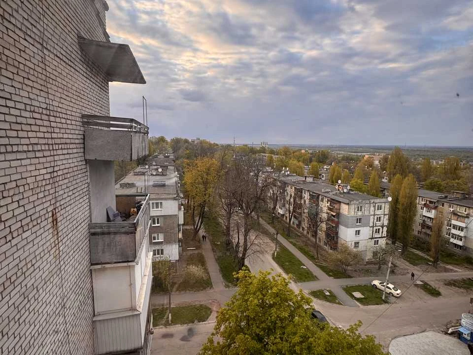 Квартира. Каменское, Александра Алексеенко ул.