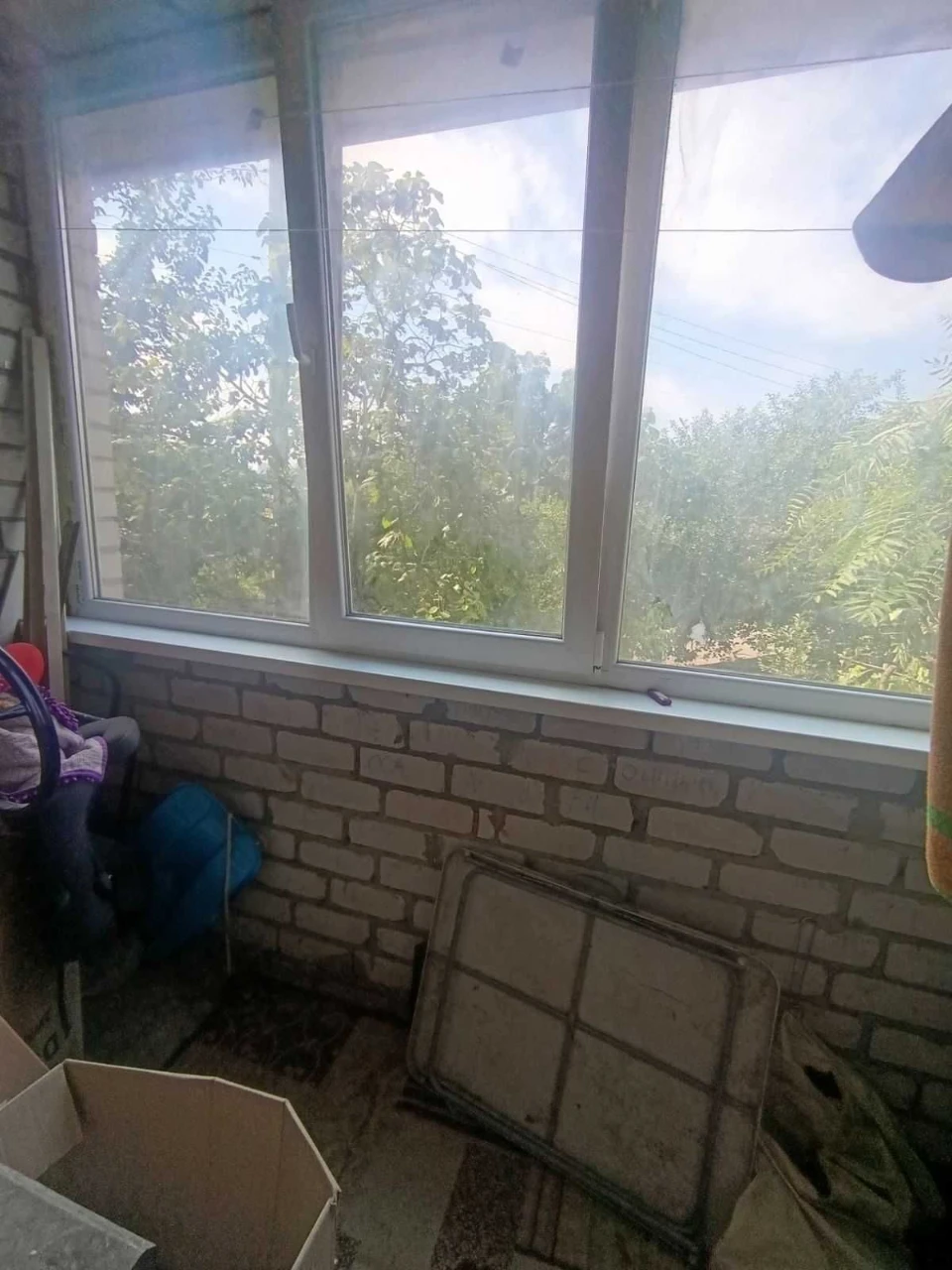 For Sale 4-bedroom apartment in Dneprostroi