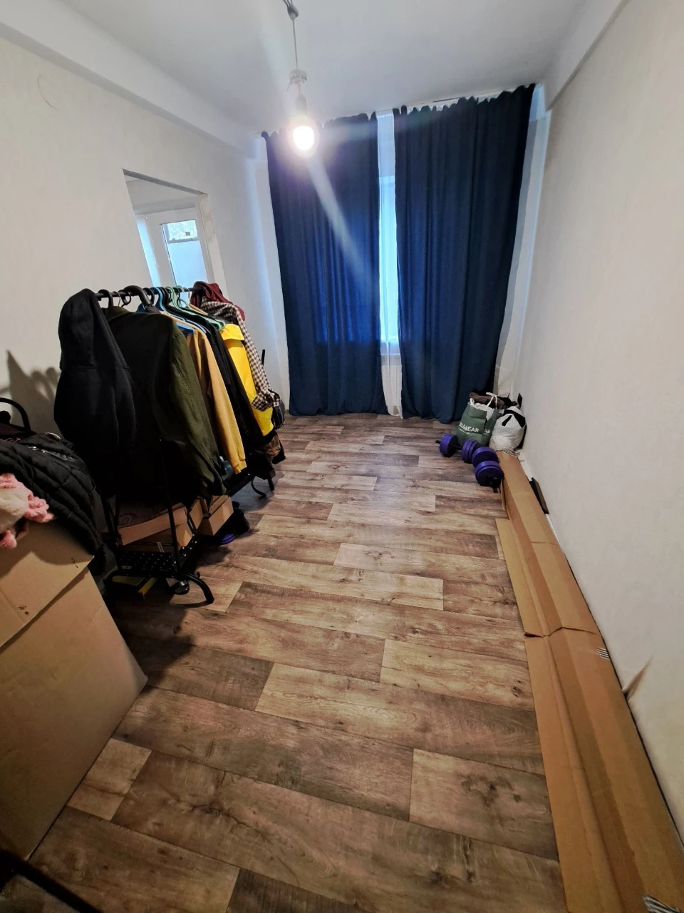 Продається 3-кімнатна квартира на Б. Хмельницького