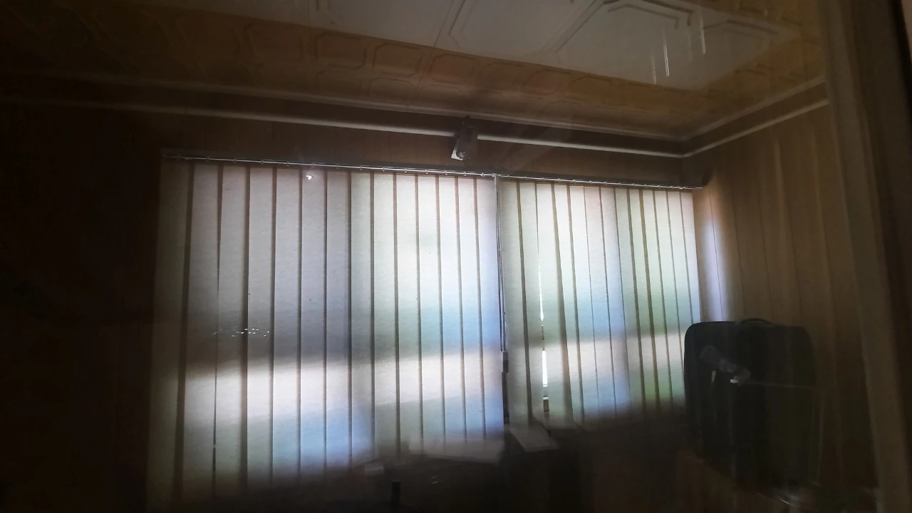 Продається 4-кімнатна квартира в центрі, сталінська, 40000$