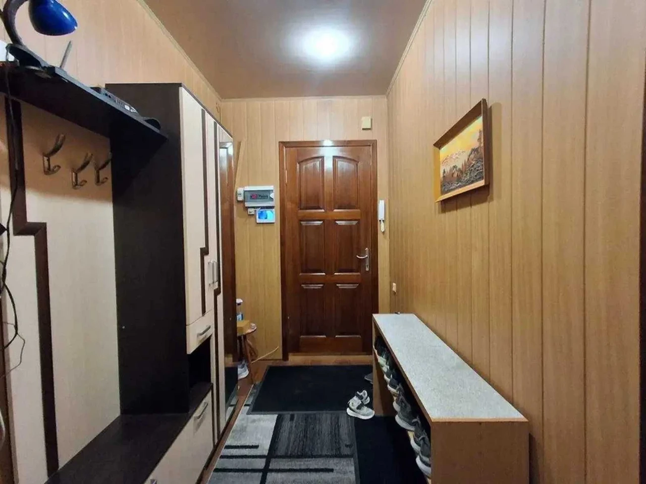 Продам 3-х комнатную в центре !Gala