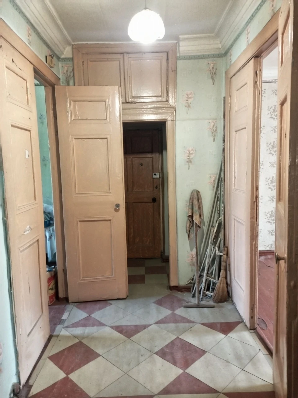 Продажа! Трёх комнатной