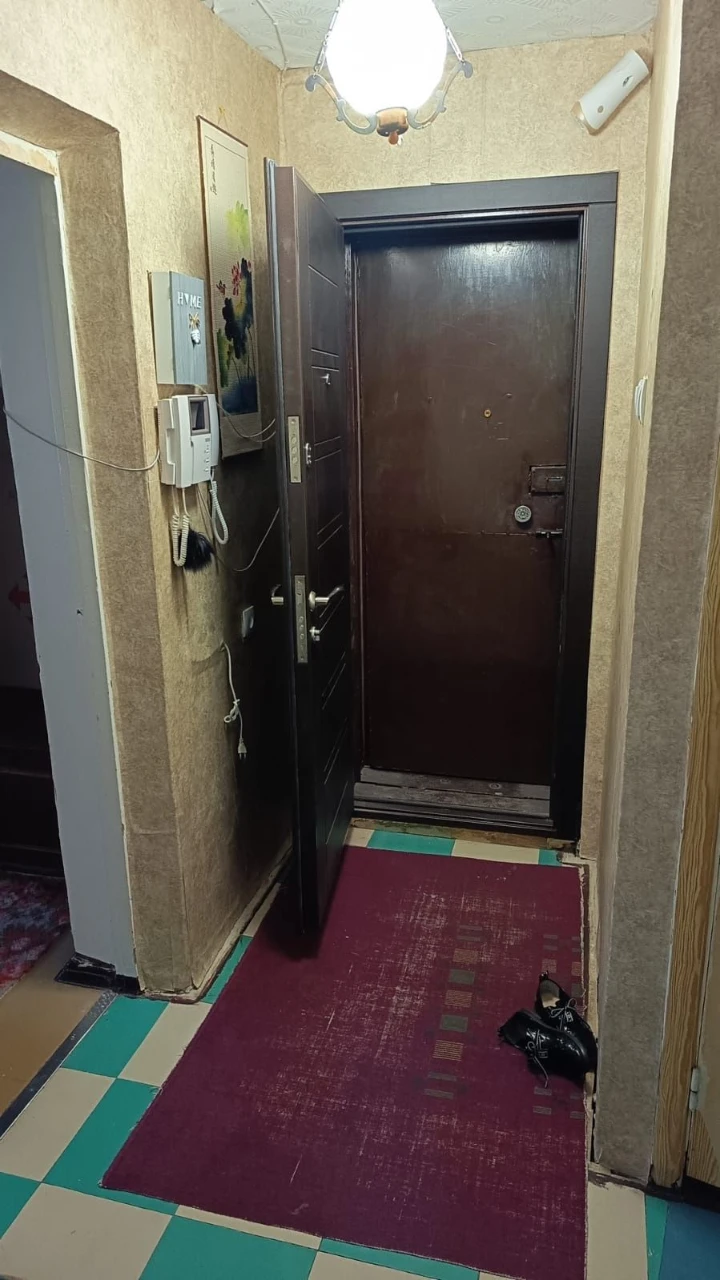 Продается трехкомнатная квартира