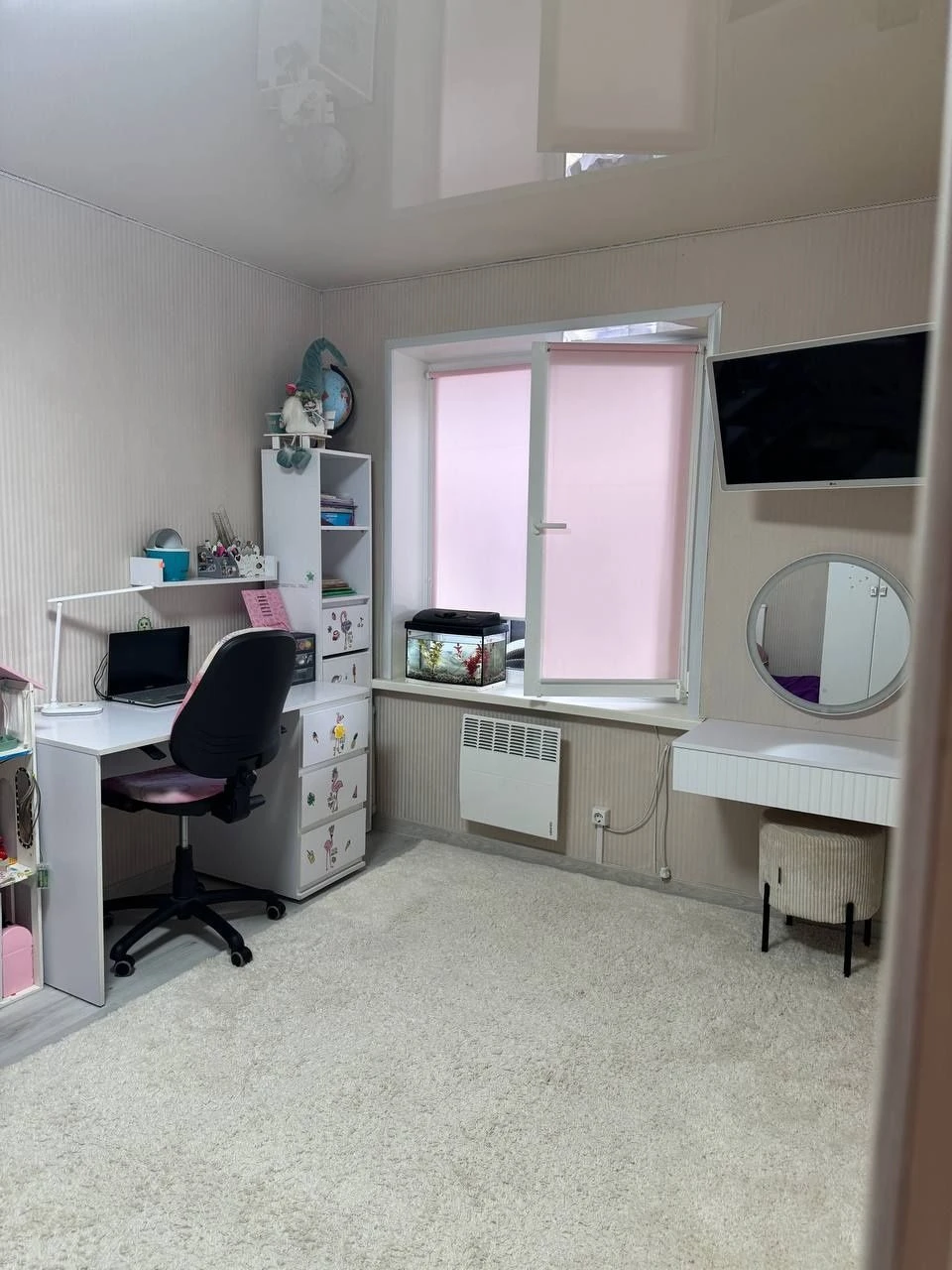 Продам двушку в новому районі
