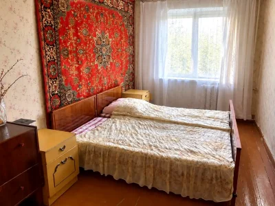 Apartment for Sale: 3-room, 60 sq m, 3rd floor