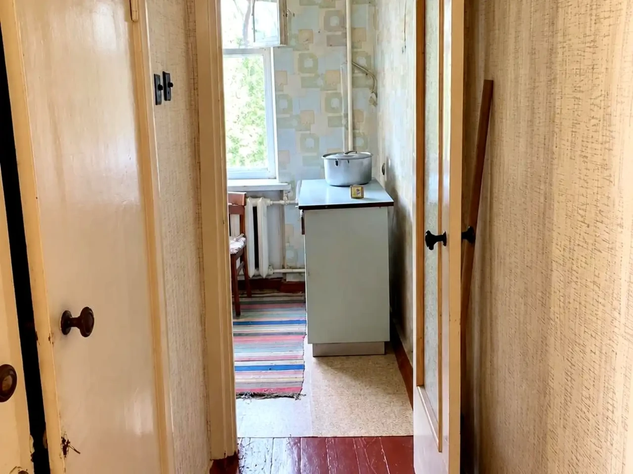 Apartment for Sale: 3-room, 60 sq m, 3rd floor