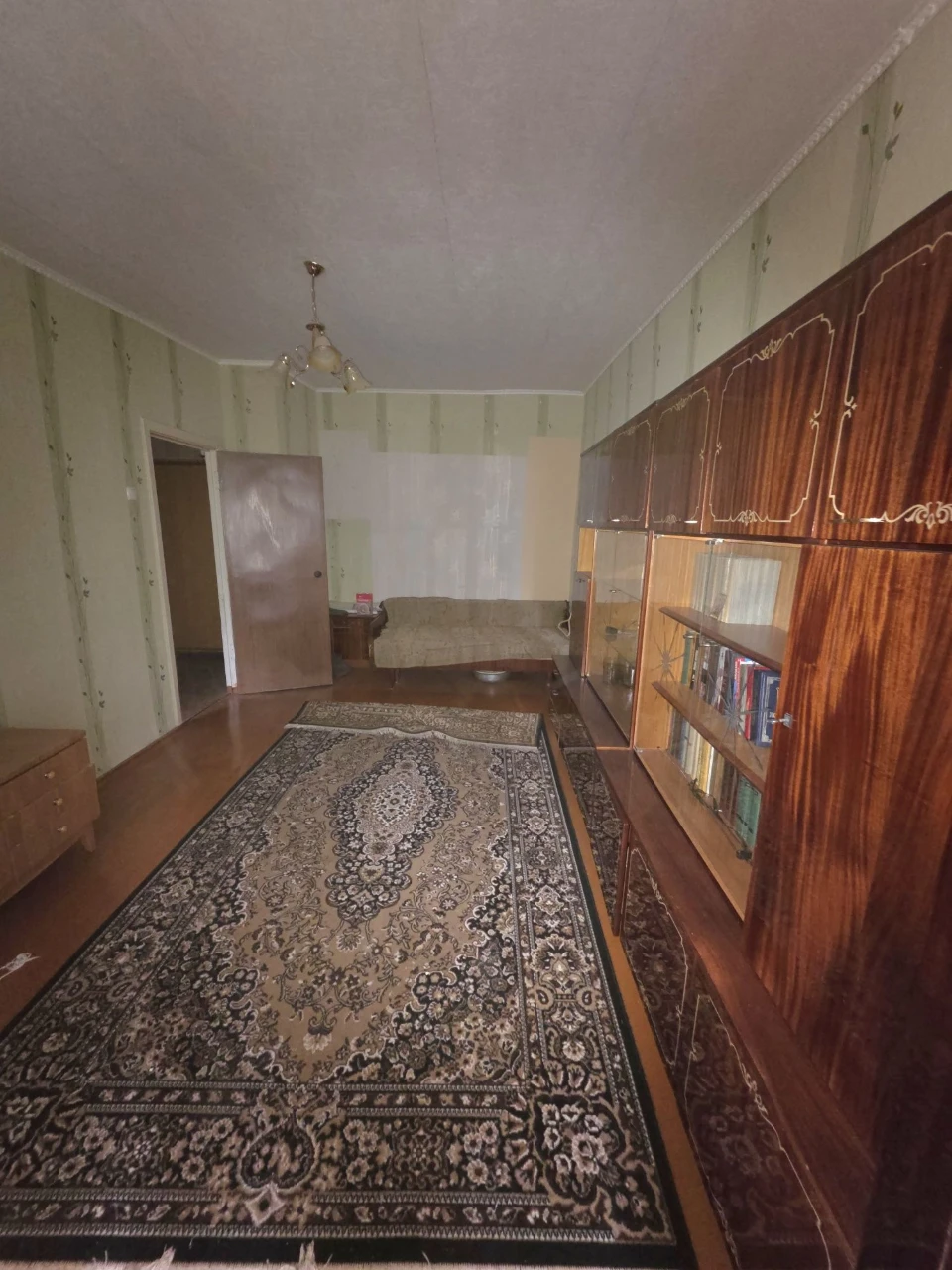 Продам 2 комн квартиру