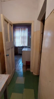 Продам 3-кімнатну квартиру в г. Жовті Води
