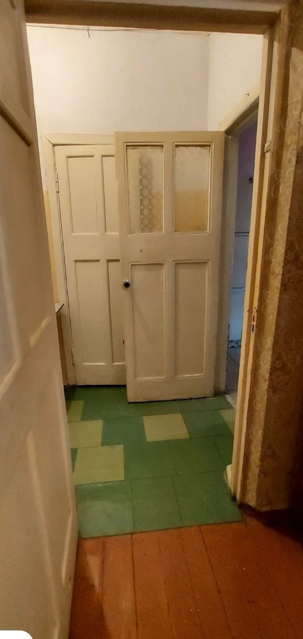Продам 3-кімнатну квартиру в г. Жовті Води