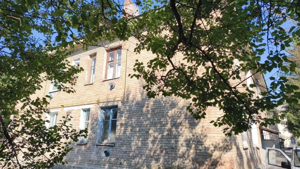 Продається 2-кімнатна квартира з газовим опаленням в