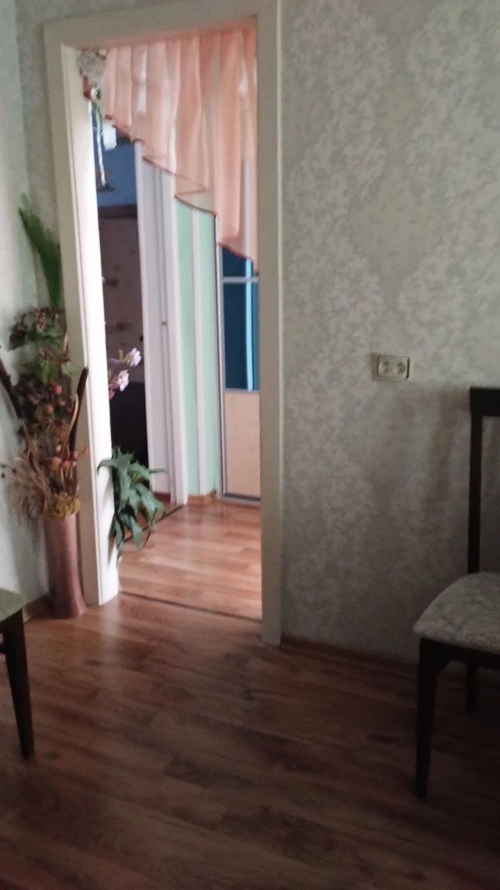 Продается трехкомнатная квартира