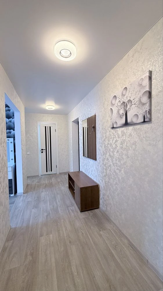 Продам 2х.комнатную квартиру ул.Ивана Богуна,Желтые Воды.