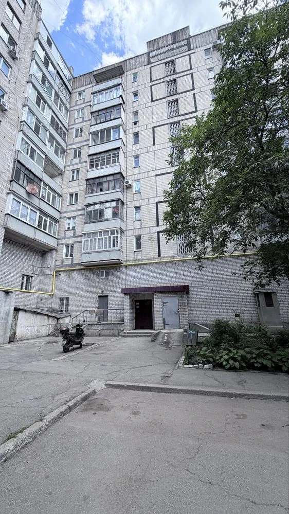 Продам 2х.комнатную квартиру ул.Ивана Богуна,Желтые Воды.