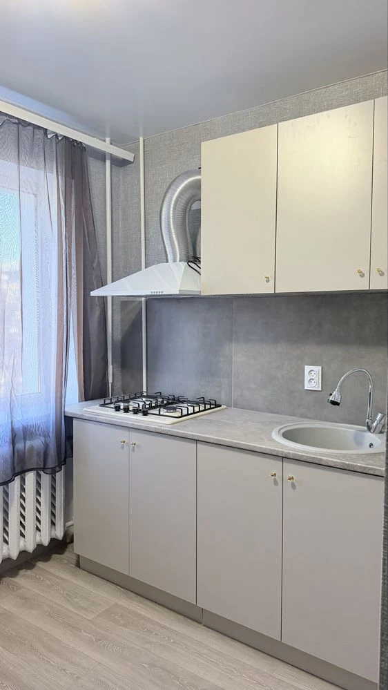 Продам 3х.ком.квартиру ул.Ивана Богуна,Желтые Воды