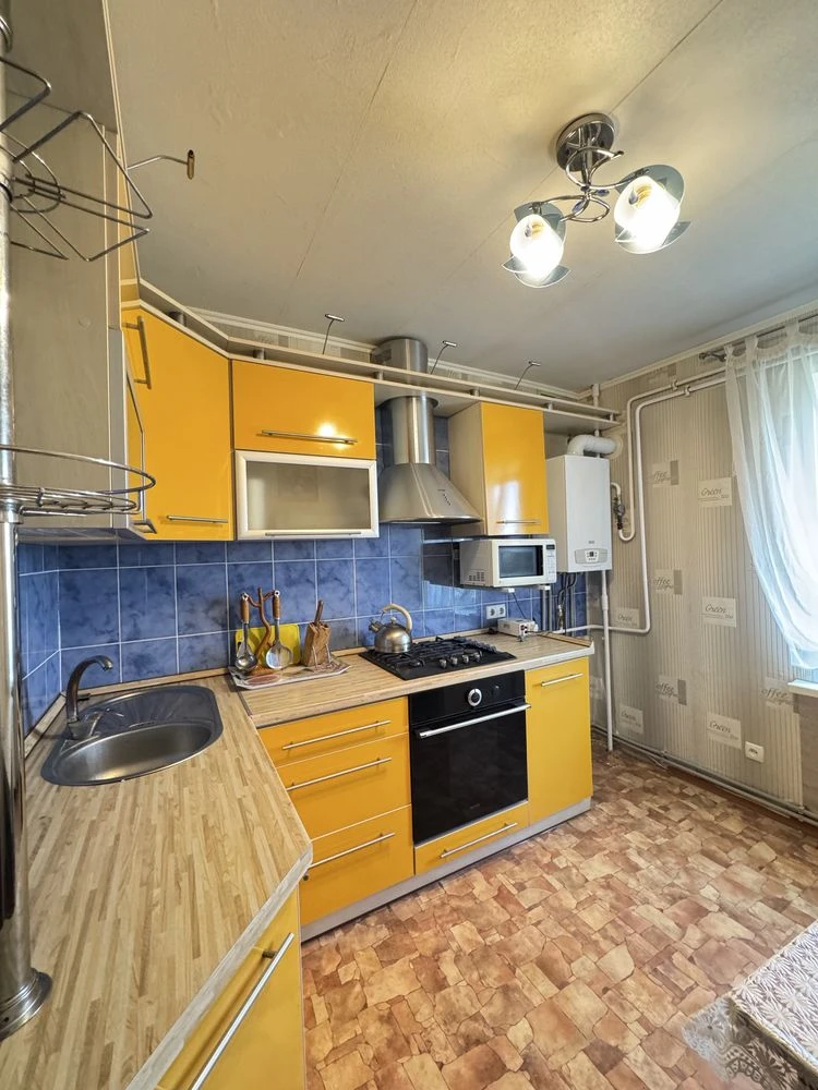 Продажа 2х.ком.квартиры с Автономным Отоплением ул.Грушевско