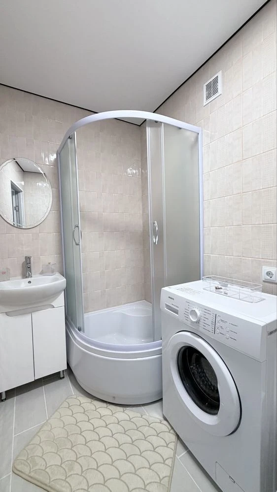Продам квартиру 2х.комнатную,ул.Заводська,Желтые Воды