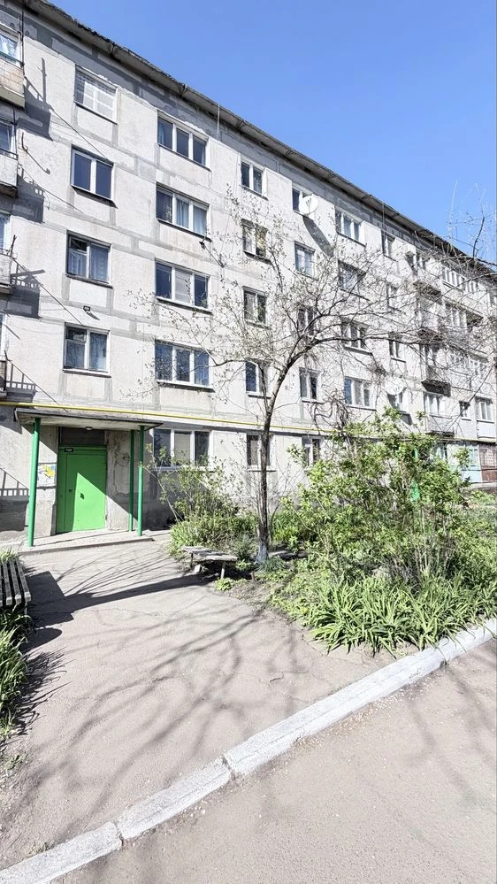 Продам квартиру 2х.комнатную,ул.Заводська,Желтые Воды