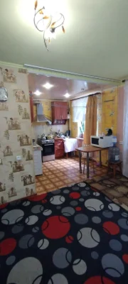 Продается трехкомнатная квартира на 3-м этаже 4-х этажного дома