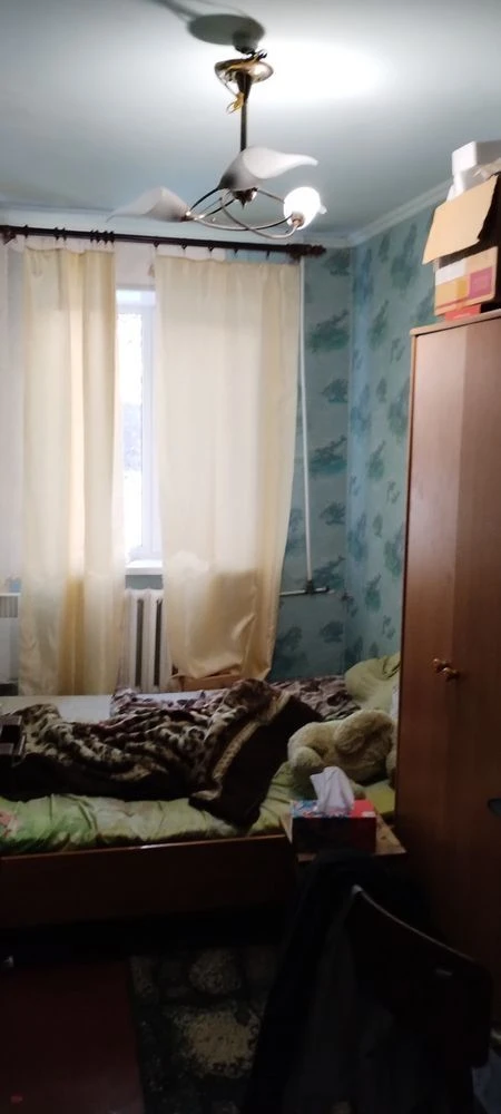 Продается трехкомнатная квартира на 3-м этаже 4-х этажного дома