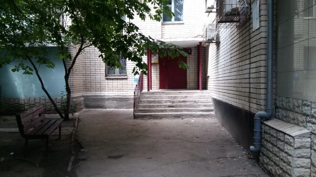 Продам 3-х комнатную квартиру в центре Жёлтых Вод