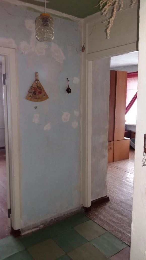 Продам 3-х комнатную квартиру в центре Жёлтых Вод